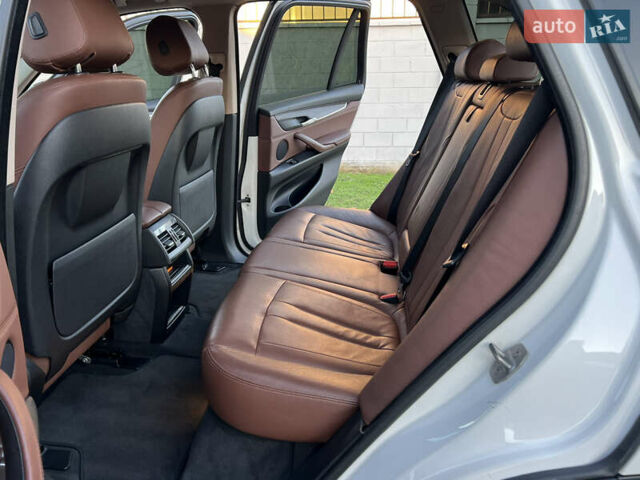 Белый БМВ Х5, объемом двигателя 2 л и пробегом 170 тыс. км за 23500 $, фото 12 на Automoto.ua