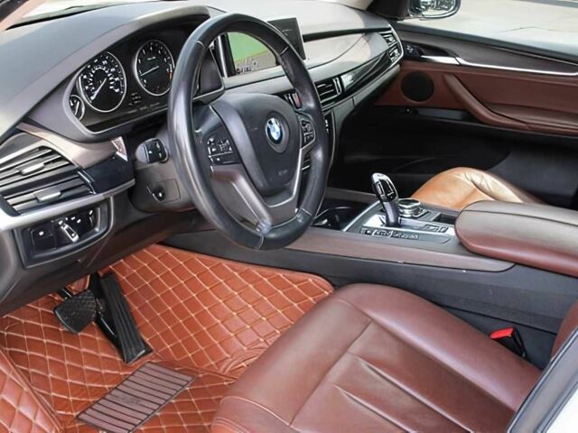 Белый БМВ Х5, объемом двигателя 3 л и пробегом 86 тыс. км за 13500 $, фото 9 на Automoto.ua