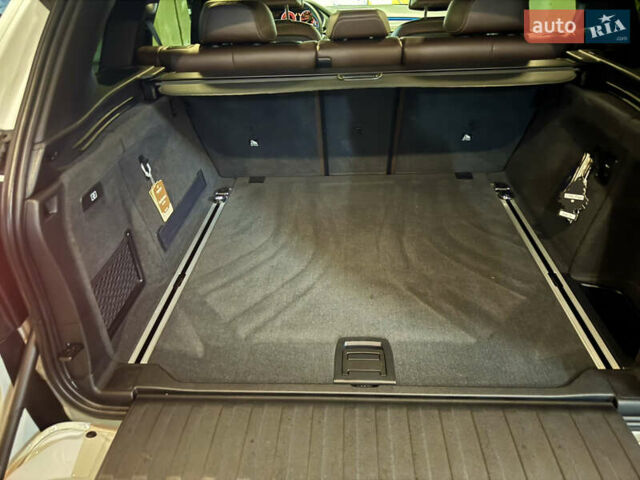 Білий БМВ Х5, об'ємом двигуна 3 л та пробігом 180 тис. км за 35000 $, фото 49 на Automoto.ua