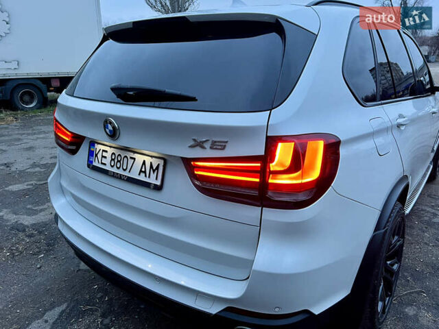 Белый БМВ Х5, объемом двигателя 2.99 л и пробегом 187 тыс. км за 25500 $, фото 58 на Automoto.ua