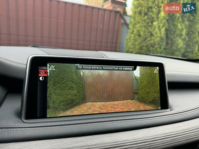 Білий БМВ Х5, об'ємом двигуна 2.99 л та пробігом 185 тис. км за 35500 $, фото 43 на Automoto.ua