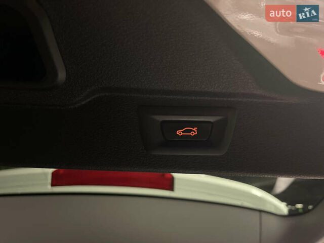 Белый БМВ Х5, объемом двигателя 3 л и пробегом 159 тыс. км за 25000 $, фото 16 на Automoto.ua