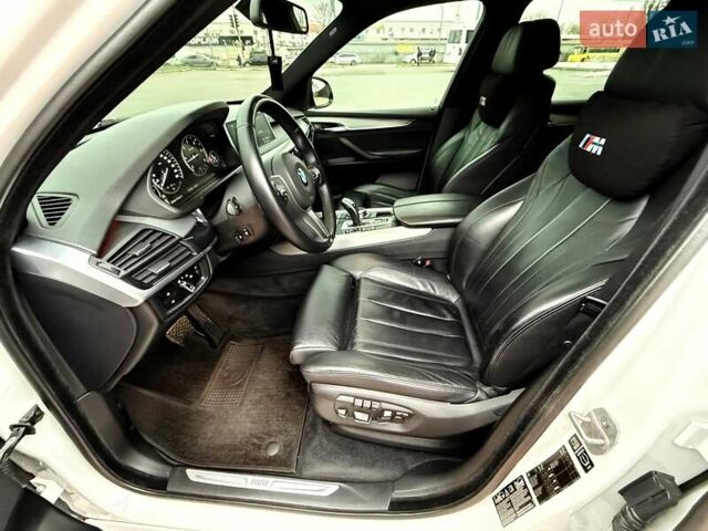 Белый БМВ Х5, объемом двигателя 2.99 л и пробегом 175 тыс. км за 31900 $, фото 51 на Automoto.ua