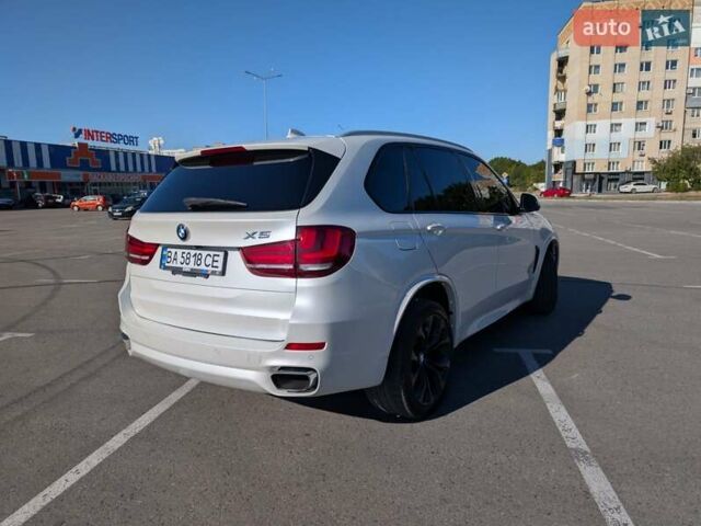Белый БМВ Х5, объемом двигателя 2.98 л и пробегом 98 тыс. км за 36999 $, фото 5 на Automoto.ua