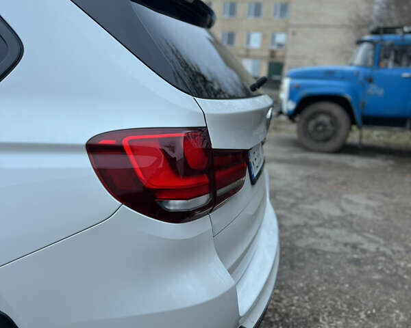 Белый БМВ Х5, объемом двигателя 2.99 л и пробегом 187 тыс. км за 25500 $, фото 8 на Automoto.ua