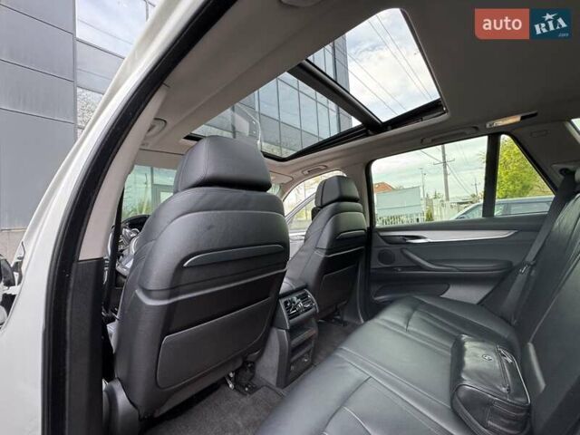 Білий БМВ Х5, об'ємом двигуна 2.99 л та пробігом 162 тис. км за 34300 $, фото 76 на Automoto.ua