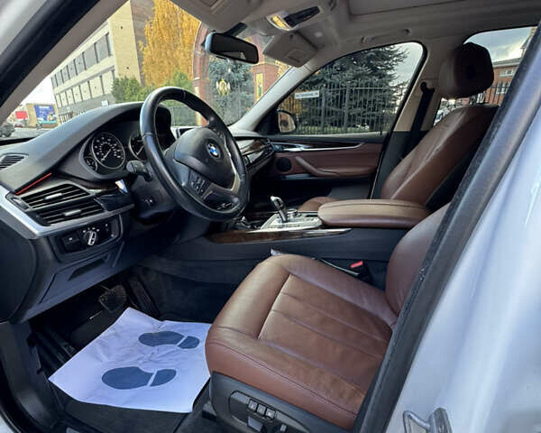 Белый БМВ Х5, объемом двигателя 2.99 л и пробегом 142 тыс. км за 34377 $, фото 14 на Automoto.ua