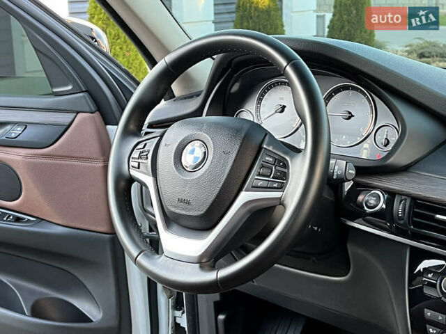 Белый БМВ Х5, объемом двигателя 2 л и пробегом 170 тыс. км за 23500 $, фото 5 на Automoto.ua