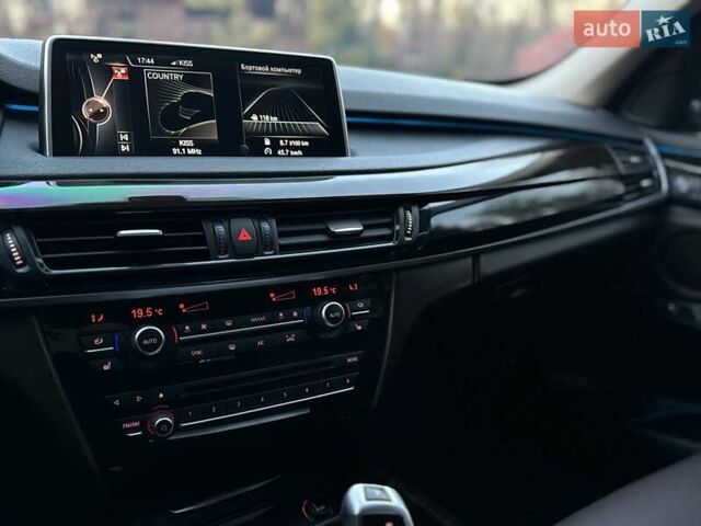 Белый БМВ Х5, объемом двигателя 2.99 л и пробегом 309 тыс. км за 23700 $, фото 32 на Automoto.ua