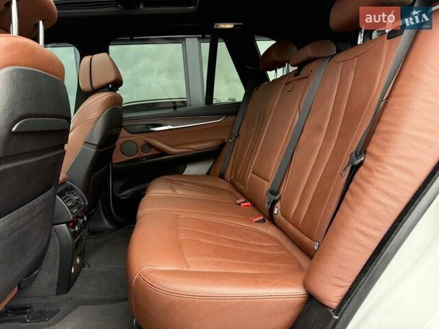 Білий БМВ Х5, об'ємом двигуна 2.98 л та пробігом 171 тис. км за 24396 $, фото 51 на Automoto.ua