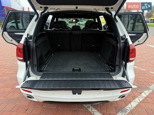 Белый БМВ Х5, объемом двигателя 2.99 л и пробегом 175 тыс. км за 31900 $, фото 81 на Automoto.ua