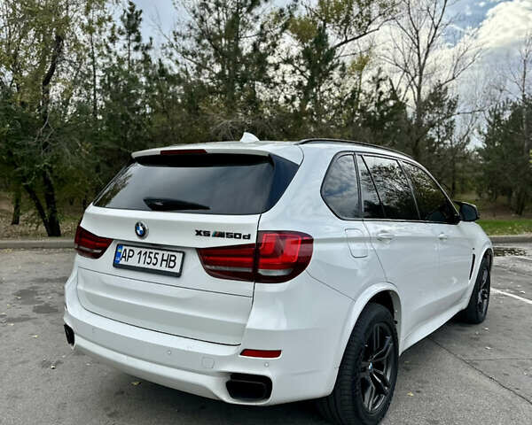 Белый БМВ Х5, объемом двигателя 3 л и пробегом 263 тыс. км за 35900 $, фото 26 на Automoto.ua