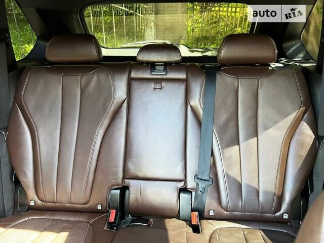 Белый БМВ Х5, объемом двигателя 2.99 л и пробегом 180 тыс. км за 30000 $, фото 19 на Automoto.ua