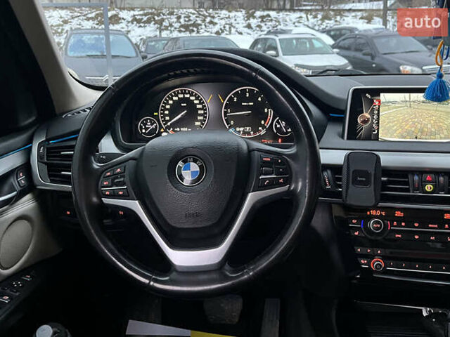 Белый БМВ Х5, объемом двигателя 2.99 л и пробегом 297 тыс. км за 28900 $, фото 9 на Automoto.ua