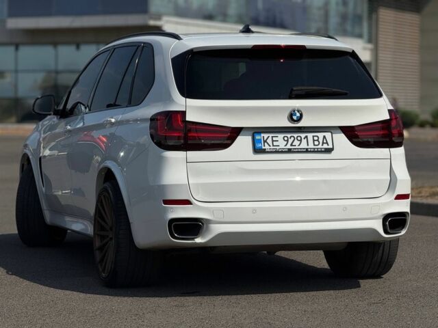 Білий БМВ Х5, об'ємом двигуна 3 л та пробігом 288 тис. км за 26666 $, фото 12 на Automoto.ua