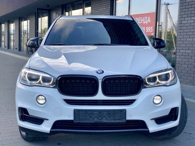 Белый БМВ Х5, объемом двигателя 3 л и пробегом 183 тыс. км за 24700 $, фото 1 на Automoto.ua