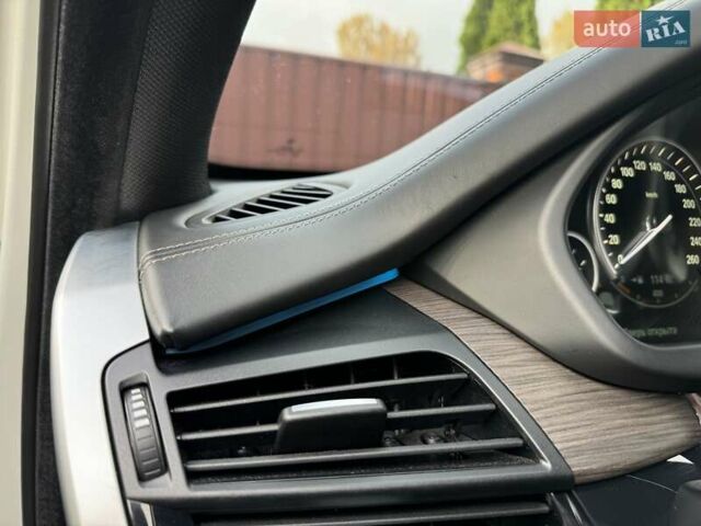 Білий БМВ Х5, об'ємом двигуна 2.99 л та пробігом 185 тис. км за 35500 $, фото 33 на Automoto.ua
