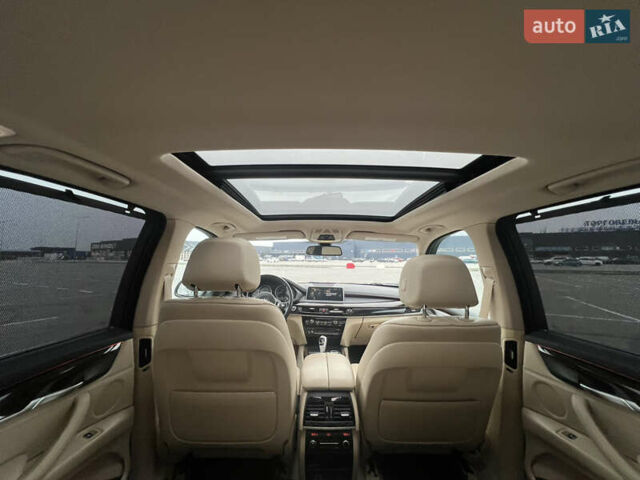 Белый БМВ Х5, объемом двигателя 2.98 л и пробегом 172 тыс. км за 22499 $, фото 24 на Automoto.ua