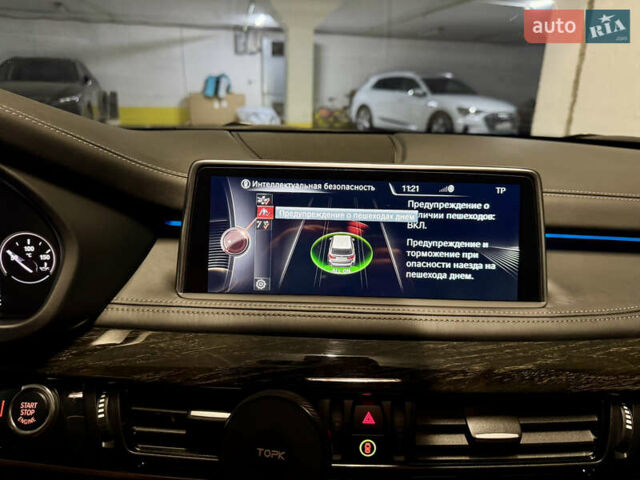 Білий БМВ Х5, об'ємом двигуна 3 л та пробігом 180 тис. км за 35000 $, фото 27 на Automoto.ua