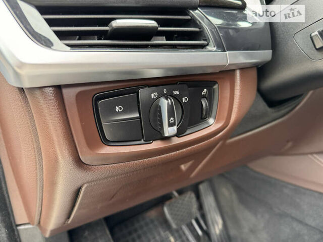 Білий БМВ Х5, об'ємом двигуна 2.99 л та пробігом 185 тис. км за 35000 $, фото 20 на Automoto.ua