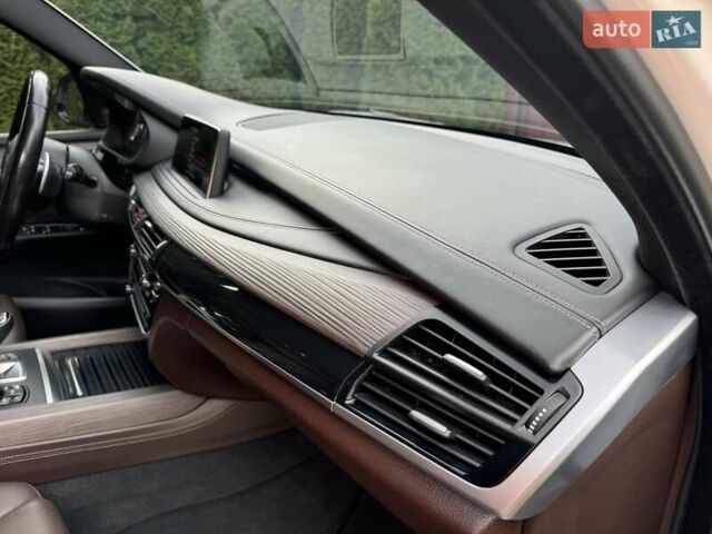 Білий БМВ Х5, об'ємом двигуна 2.99 л та пробігом 185 тис. км за 35500 $, фото 50 на Automoto.ua