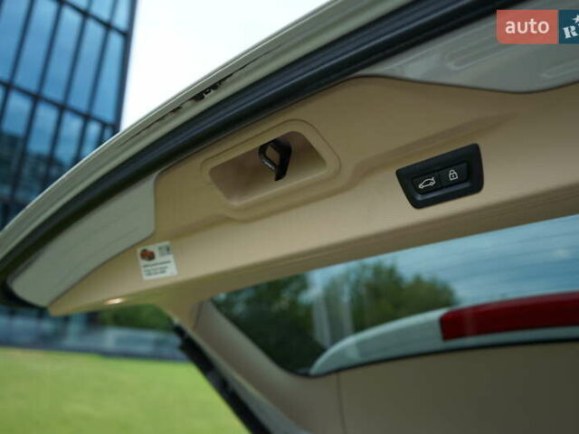 Белый БМВ Х5, объемом двигателя 2.99 л и пробегом 194 тыс. км за 30000 $, фото 37 на Automoto.ua