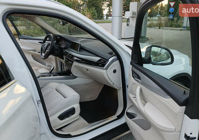 Білий БМВ Х5, об'ємом двигуна 3 л та пробігом 259 тис. км за 29900 $, фото 17 на Automoto.ua