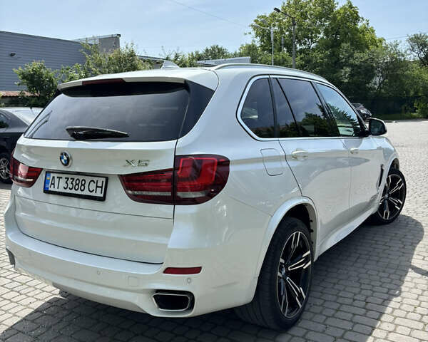 Білий БМВ Х5, об'ємом двигуна 3 л та пробігом 125 тис. км за 27800 $, фото 1 на Automoto.ua