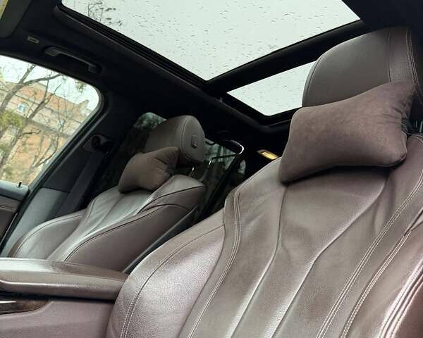 Білий БМВ Х5, об'ємом двигуна 2.98 л та пробігом 160 тис. км за 26500 $, фото 12 на Automoto.ua