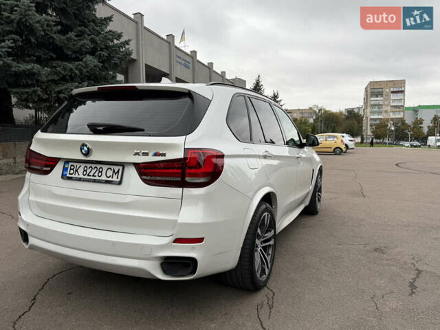 Білий БМВ Х5, об'ємом двигуна 2.99 л та пробігом 215 тис. км за 35000 $, фото 24 на Automoto.ua