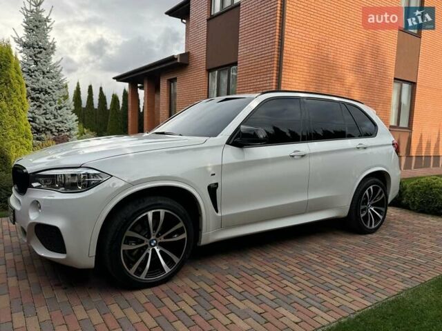 Білий БМВ Х5, об'ємом двигуна 2.99 л та пробігом 185 тис. км за 35500 $, фото 12 на Automoto.ua