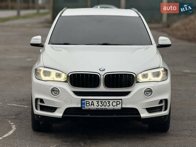 Білий БМВ Х5, об'ємом двигуна 2 л та пробігом 210 тис. км за 27000 $, фото 1 на Automoto.ua