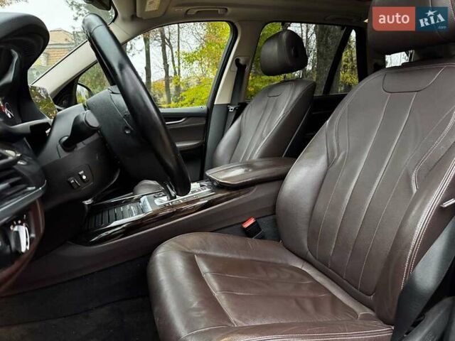 Білий БМВ Х5, об'ємом двигуна 3 л та пробігом 241 тис. км за 18490 $, фото 19 на Automoto.ua