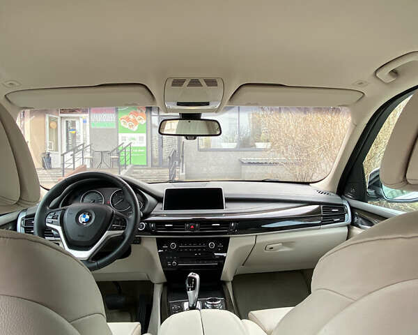 Білий БМВ Х5, об'ємом двигуна 2.99 л та пробігом 188 тис. км за 34800 $, фото 15 на Automoto.ua