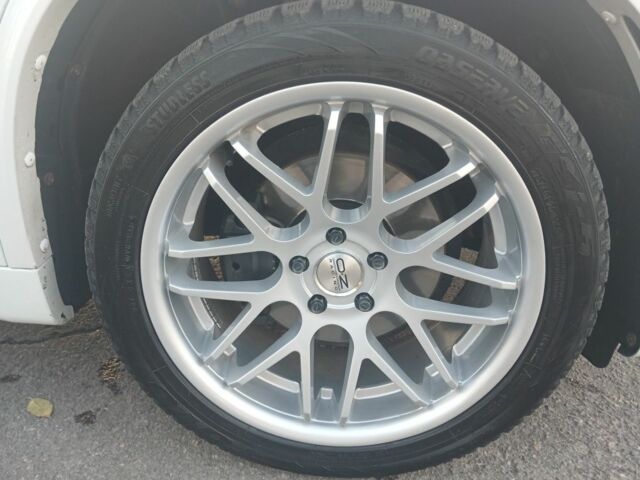 Белый БМВ Х5, объемом двигателя 3 л и пробегом 240 тыс. км за 31000 $, фото 9 на Automoto.ua