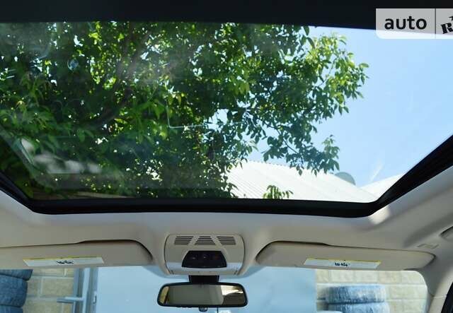 Белый БМВ Х5, объемом двигателя 3 л и пробегом 175 тыс. км за 21900 $, фото 29 на Automoto.ua