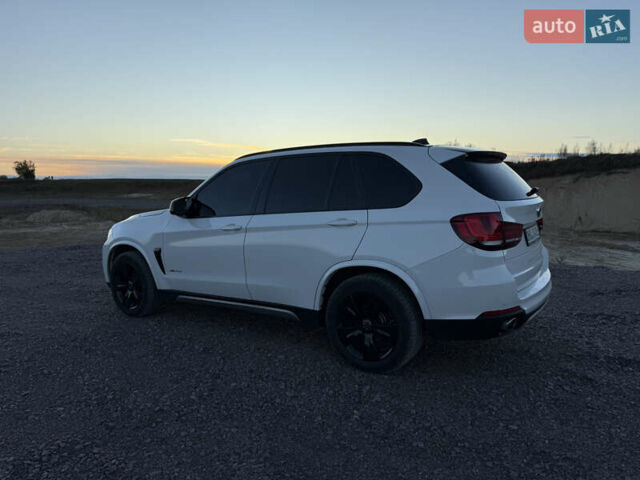 Белый БМВ Х5, объемом двигателя 2.99 л и пробегом 244 тыс. км за 21999 $, фото 5 на Automoto.ua