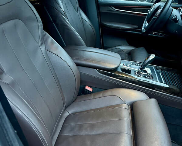 Белый БМВ Х5, объемом двигателя 2.99 л и пробегом 187 тыс. км за 25500 $, фото 66 на Automoto.ua