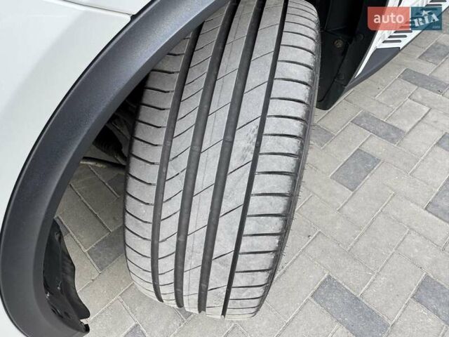 Білий БМВ Х5, об'ємом двигуна 2.99 л та пробігом 162 тис. км за 34300 $, фото 19 на Automoto.ua