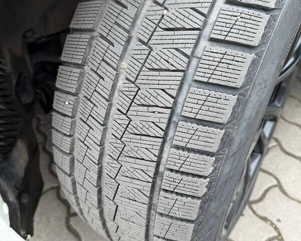 Білий БМВ Х5, об'ємом двигуна 2.98 л та пробігом 160 тис. км за 26500 $, фото 17 на Automoto.ua