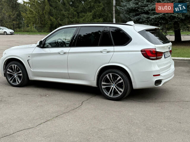 Білий БМВ Х5, об'ємом двигуна 2.99 л та пробігом 215 тис. км за 35000 $, фото 15 на Automoto.ua