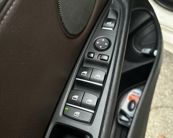 Белый БМВ Х5, объемом двигателя 2.99 л и пробегом 197 тыс. км за 28999 $, фото 16 на Automoto.ua