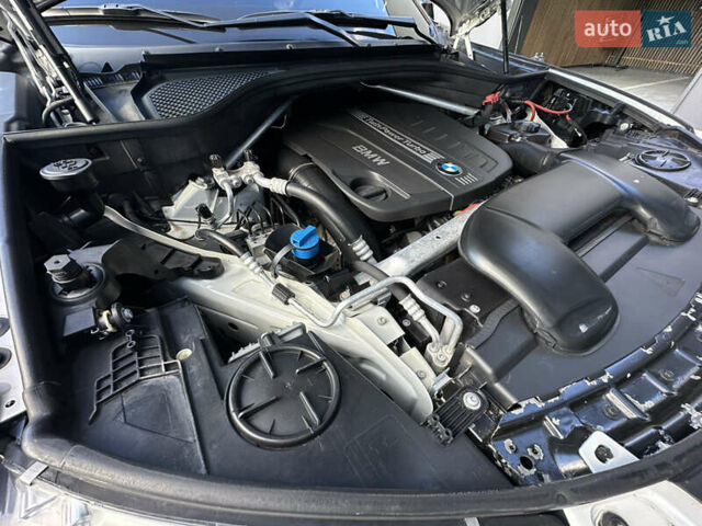 Белый БМВ Х5, объемом двигателя 2.99 л и пробегом 275 тыс. км за 25500 $, фото 42 на Automoto.ua