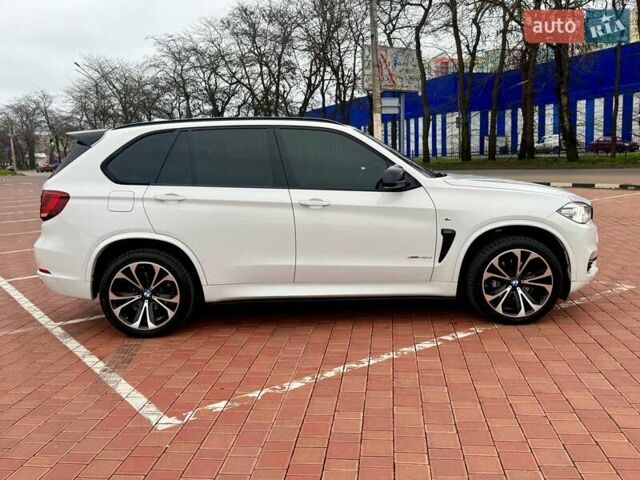 Белый БМВ Х5, объемом двигателя 2.99 л и пробегом 175 тыс. км за 31900 $, фото 12 на Automoto.ua
