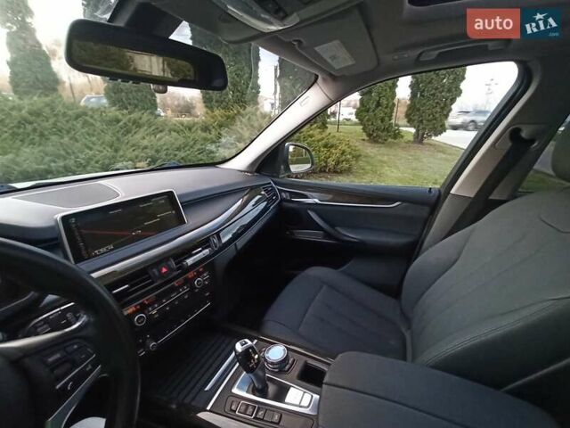 Белый БМВ Х5, объемом двигателя 2.99 л и пробегом 236 тыс. км за 24500 $, фото 37 на Automoto.ua