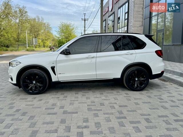 Білий БМВ Х5, об'ємом двигуна 2.99 л та пробігом 162 тис. км за 34300 $, фото 5 на Automoto.ua