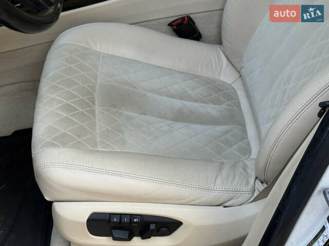 Белый БМВ Х5, объемом двигателя 2.98 л и пробегом 218 тыс. км за 21700 $, фото 13 на Automoto.ua