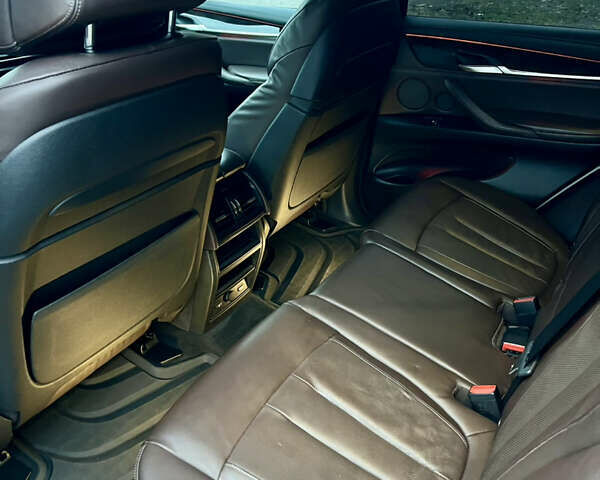 Белый БМВ Х5, объемом двигателя 2.99 л и пробегом 187 тыс. км за 25500 $, фото 27 на Automoto.ua