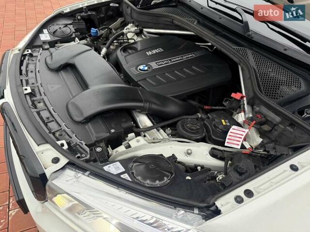 Белый БМВ Х5, объемом двигателя 2.99 л и пробегом 175 тыс. км за 31900 $, фото 84 на Automoto.ua