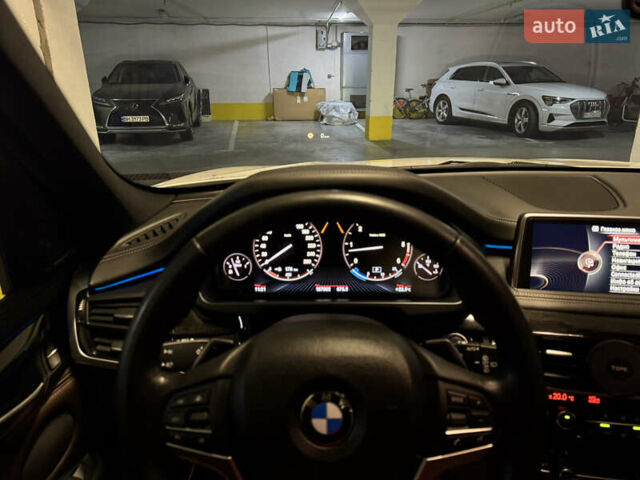 Білий БМВ Х5, об'ємом двигуна 3 л та пробігом 180 тис. км за 35000 $, фото 23 на Automoto.ua